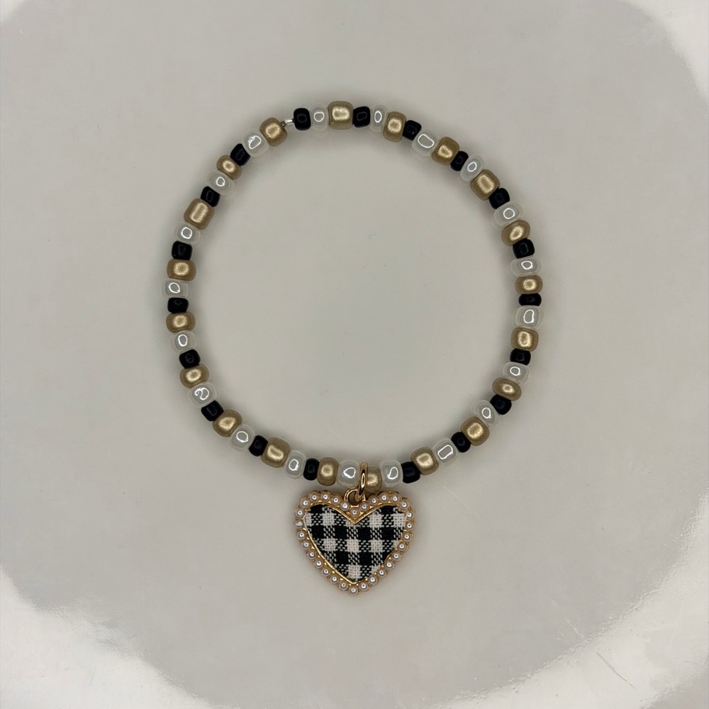 Elegant checkered and Beaded Bracelet with Heart Charm